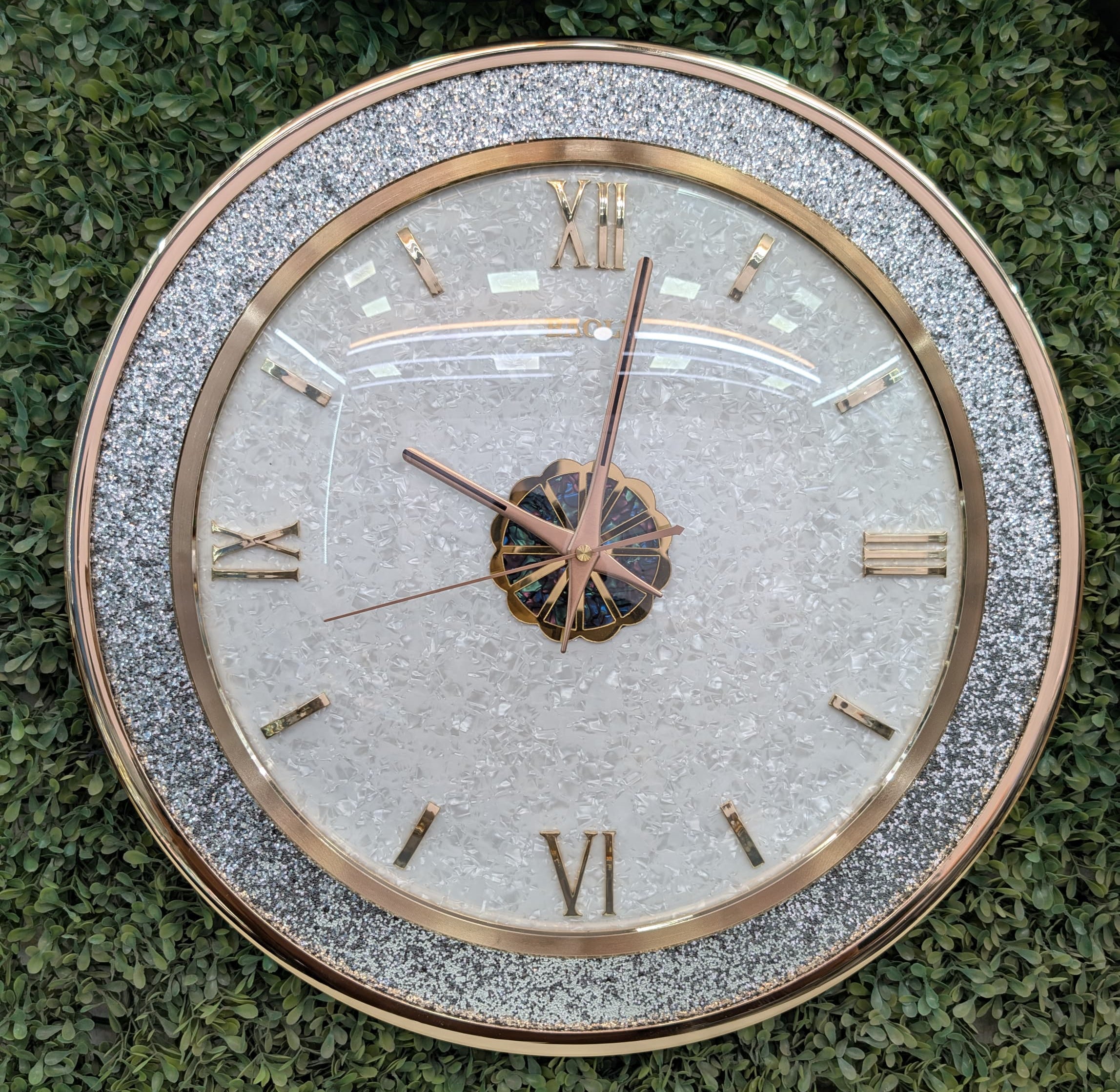 Baoli White Marble Dial Wall Clock